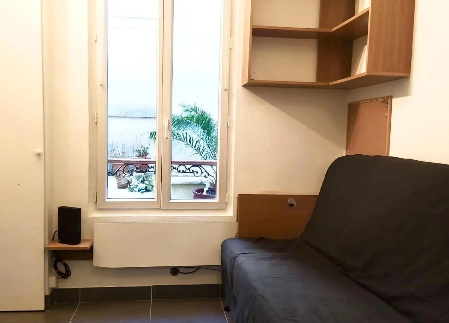 Le 4 Apartment *